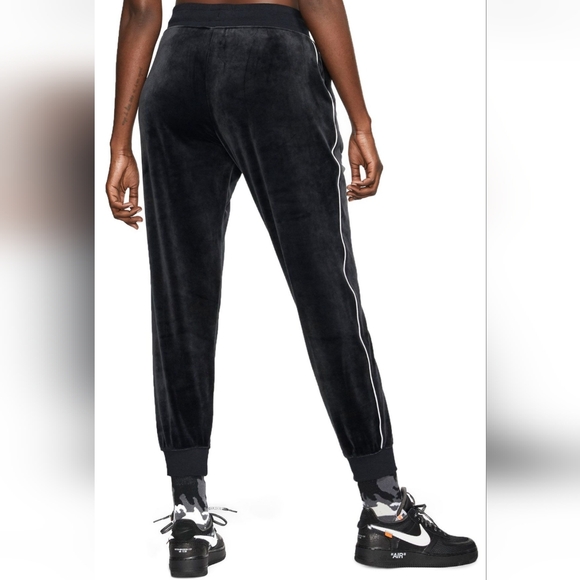 NWT Women's Nike Velour Joggers - Picture 5 of 9